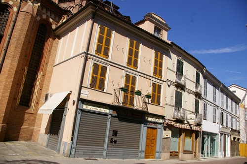 Via Giuseppe Garibaldi ad Asti