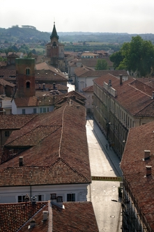 Foto della visita alla Torre Comentina di Piazza Roma ad Asti nell'ambito della Rassegna VerdeTerra 2007.