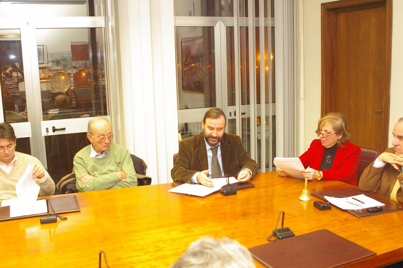 Presentazione del Bando di Concorso di idee per l adozione di soluzioni di ingegneria naturalistica nel recupero di un sentiero storico nell abitato di Schierano (Passerano Marmorito) da parte del Presidente dell Osservatorio del Paesaggio per il Monferrato e l Astigiano, Marco Devecchi [Foto di Luca Chiusano].