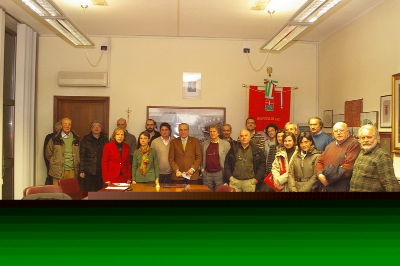 Foto ricordo con tutti I partecipanti alla presentazione del Bando di Concorso di idee per l adozione di soluzioni di ingegneria naturalistica nel recupero di un sentiero storico nell abitato di Schierano (Passerano Marmorito).