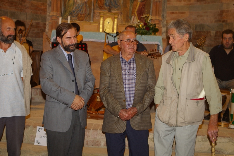 Discorso del neo "Alfiere del Paesaggio", Ing. Giuseppe Ratti (Foto Renato Romagnoli).