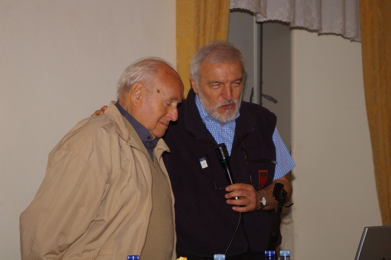 Relazione di Enea Fiorentini e Pietro Lanza dell Associazione Giovane Montagna su "Il sentiero del pellegrino. L esperienza del pellegrinaggio lungo la Via Francigena in occasione del Giubileo".