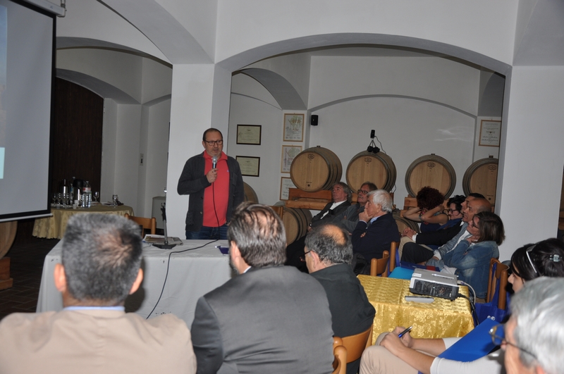 Relazione di Mauro Spertino dell Azienda agricola Luigi Spertino, su "Un esempio di tradizione vitivinicola nel Monferrato" [Foto di Mirella Zitti].