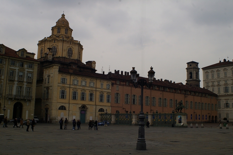 Veduta da piazza Castello della facciata di Palazzo Chiablese, sede della Soprintendenza belle Arti e Paesaggio per il Comune e la Provincia di Torino.