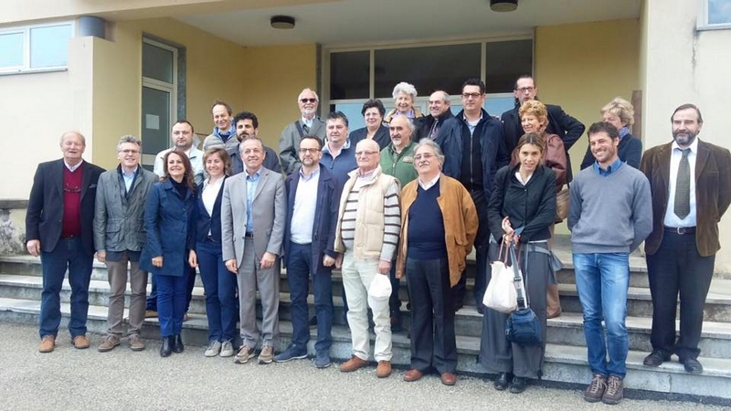 Foto ricordo al termine della Presentazione del progetto di CANDIDATURA delle "Terre del Boca" nel registro dei Paesaggi rurali storici, istituito presso il Ministero per le politiche agricole, con i Sindaci e cittadini delle Terre del Boca, l Assessore Giorgio Ferrero alle Politiche Agricole, Caccia e Pesca della Regione Piemonte, l Assessore Augusto Ferrari alle Politiche sociali della Regione Piemonte, la Presidente Clio Pescetti del Club UNESCO delle Terre del Boca e il Prof. Marco Devecchi dell Università di Torino.