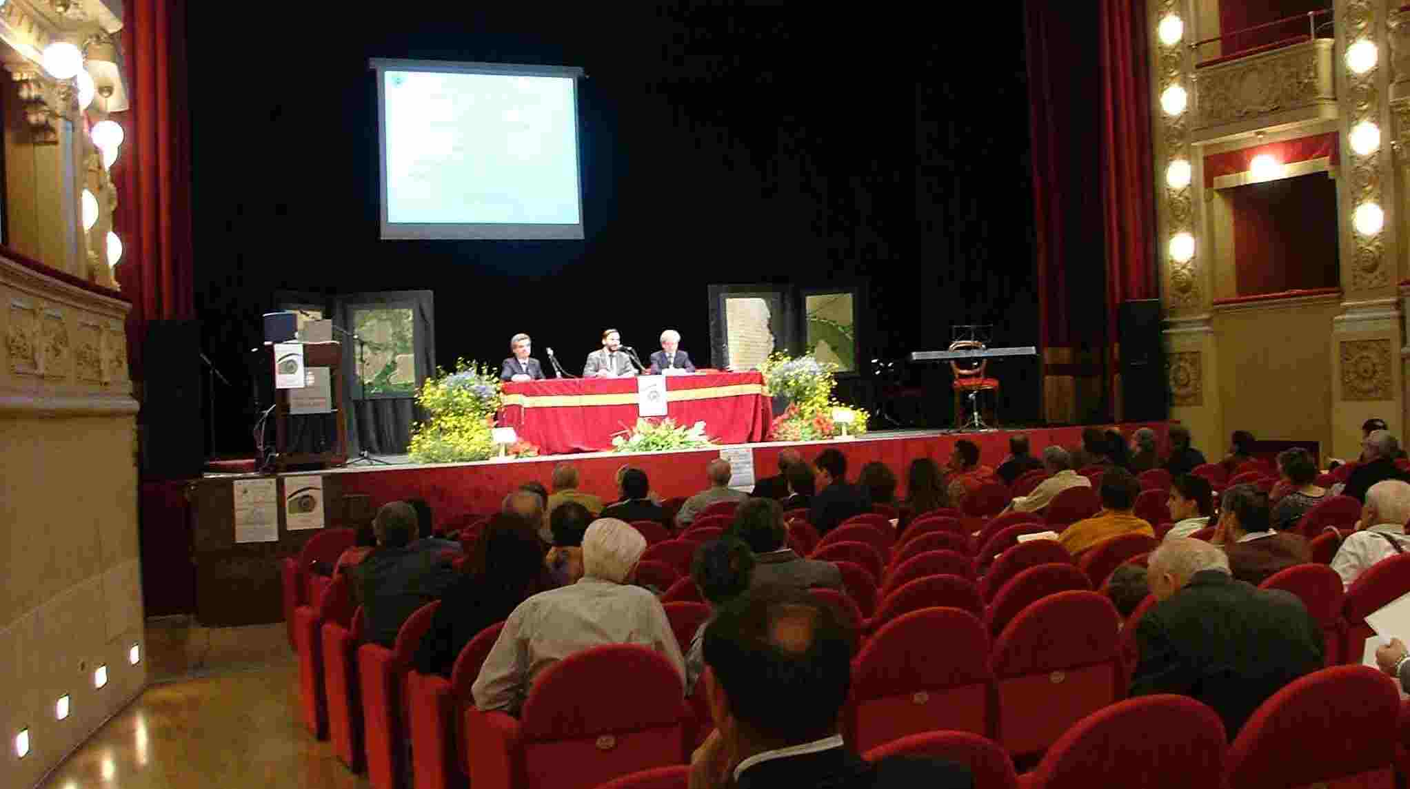 Convegno internazionale "Il Paesaggio: la forma della cultura" - Asti - 22 e 23 maggio 2004 - Teatro Alfieri