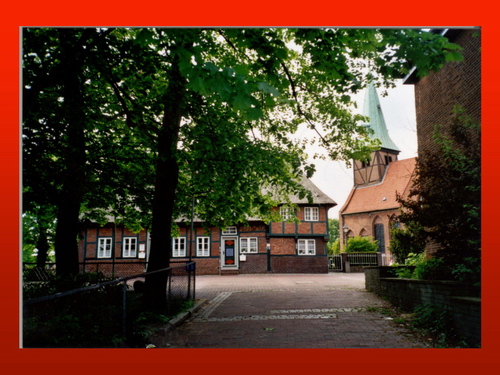 Prof.ssa Martina Natesser Oldengott (Dipartimento per la conservazione del verde storico e del paesaggio. Università di Kassel - Germania) - Relazione su: Paesaggi culturali storici come motore del turismo nello sviluppo rurale. 