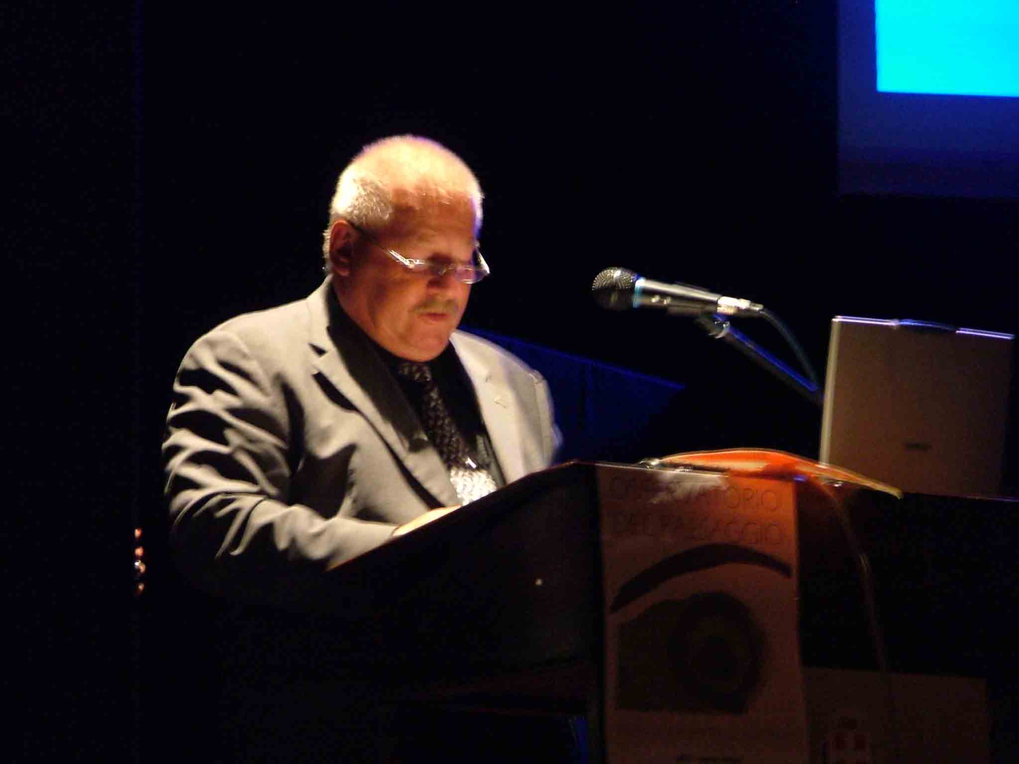Agr. Peter Förster (Eichwaldhof "Griesheimer Sand" - Darmstadt) - Relazione su: Nuove esperienze nella progettazione degli spazi rurali per una valorizzazione delle produzioni ottenute con tecniche di agricoltura biologica.