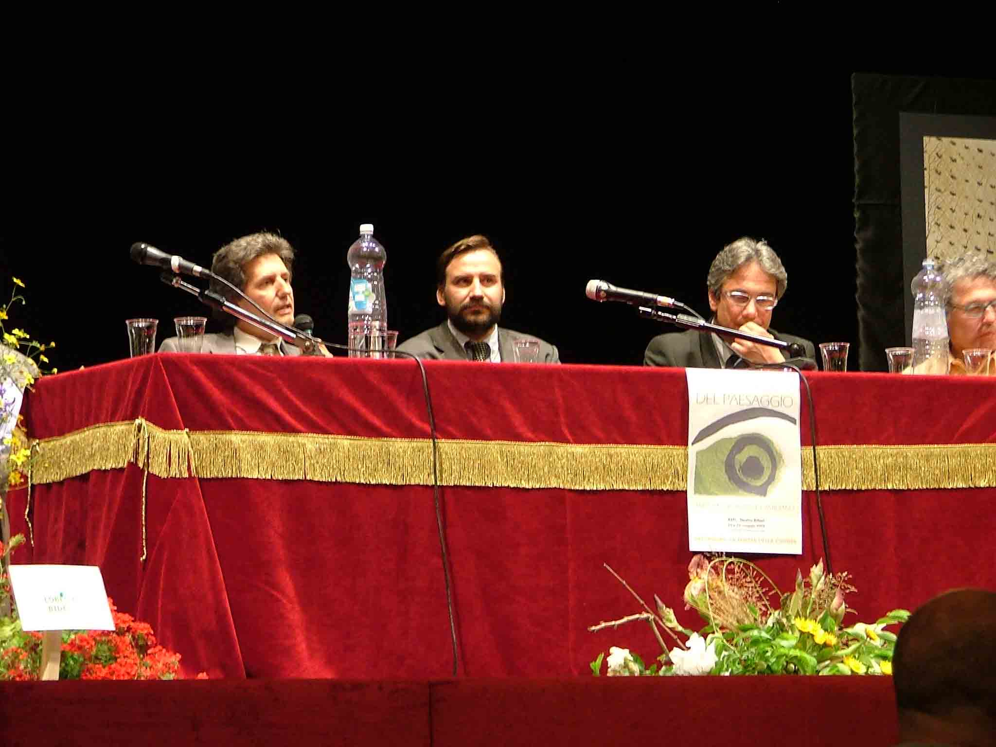 artecipanti alla Tavola rotonda: Dott. Agr. Ernesto Doglio Cotto (sx), Dott. Marco Devecchi (in centro - sx), Arch. Marco Bianchi (in centro - dx) 