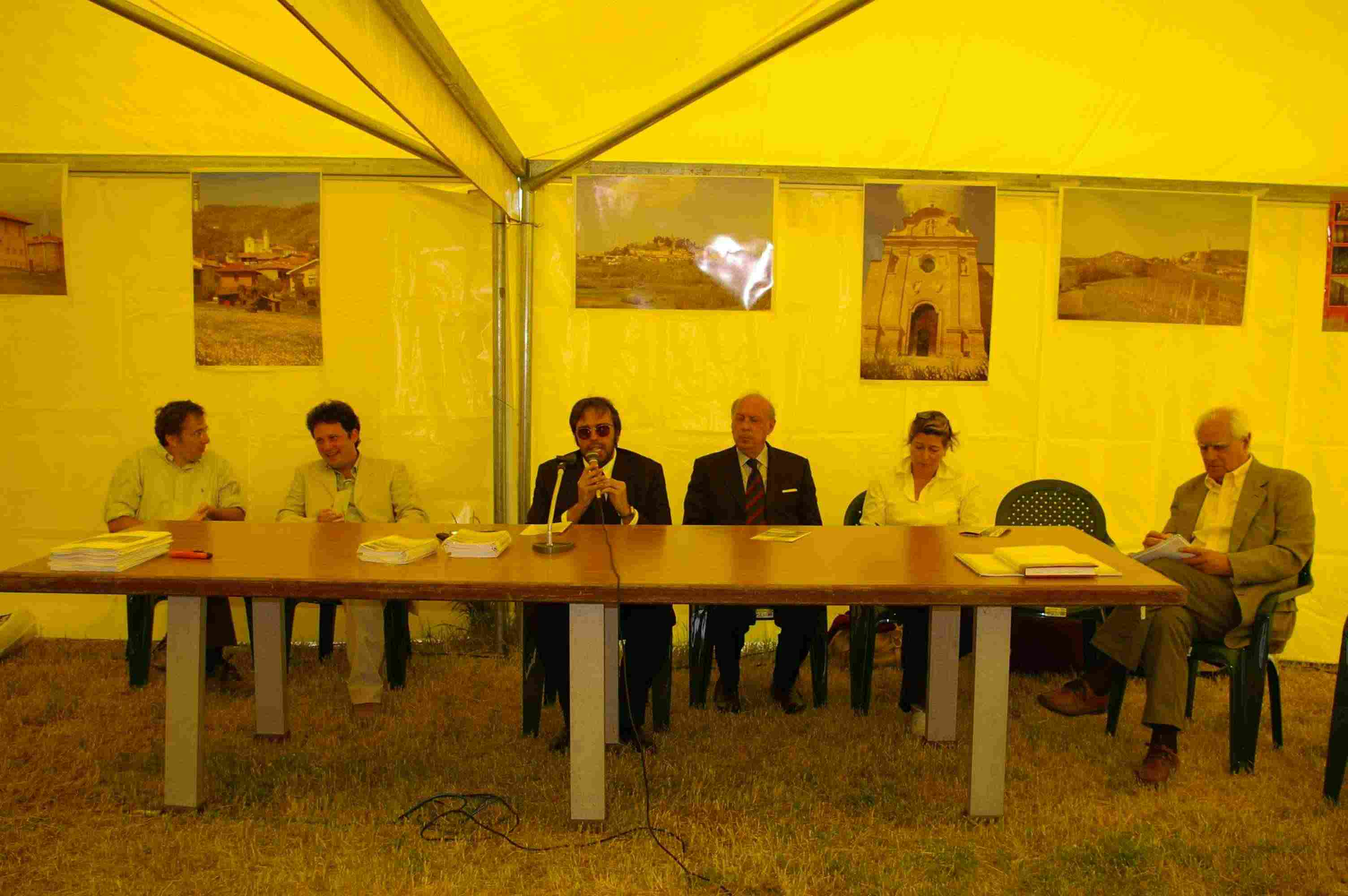 Apertura dei lavori del Convegno "TUTELARE IL PAESAGGIO, COSTRUIRE IL FUTURO" Villadeati - Sabato 10 giugno 2006 