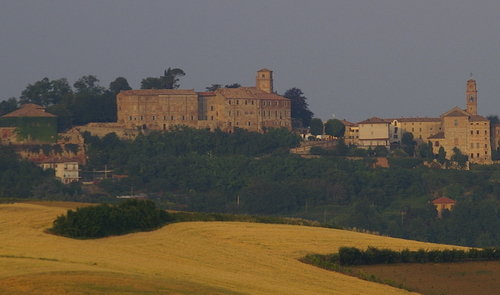 Storia, cultura e natura coesistono in modo singolare nei paesaggi astigiani  Montiglio Monferrato.