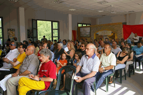 Immagini del Convegno di PRESENTAZIONE della Proposta di Dichiarazione di interesse pubblico del paesaggio Astigiano - Cortiglione Domenica 1 Luglio 2007
