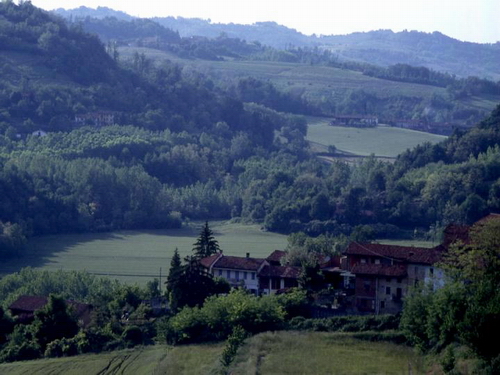 Veduta del paesaggio di Passerano Marmorito.
