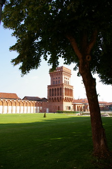 Veduta della Tenuta di Pollenzo, sede dell'Università degli Studi di Scienze Gastronomiche.