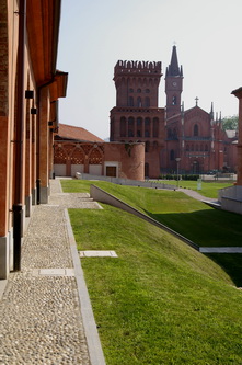 Veduta della Tenuta di Pollenzo, sede dell'Università degli Studi di Scienze Gastronomiche.