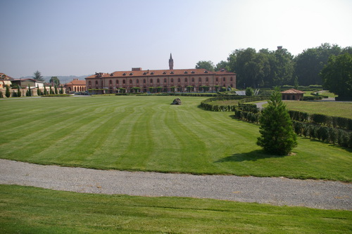 Veduta della Tenuta di Pollenzo, sede dell'Università degli Studi di Scienze Gastronomiche.