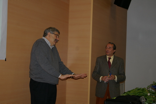 Le peonie: peculiarità e tecnica colturale - Dott. Fiorenzo Gimelli - Centro servizi per la Floricoltura della Regione Liguria e Sindaco di Isola d'Asti Carlo Alberto Botto