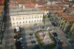 Foto della visita alla Torre Comentina di Piazza Roma ad asti nell'ambito della Rassegna VerdeTerra 2007.