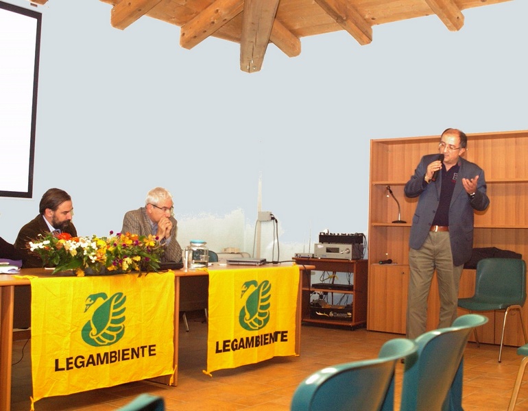  Intervento del Consigliere comunale di Villafranca d Asti, Paolo Volpe [Foto di Aurelia Brignolo].