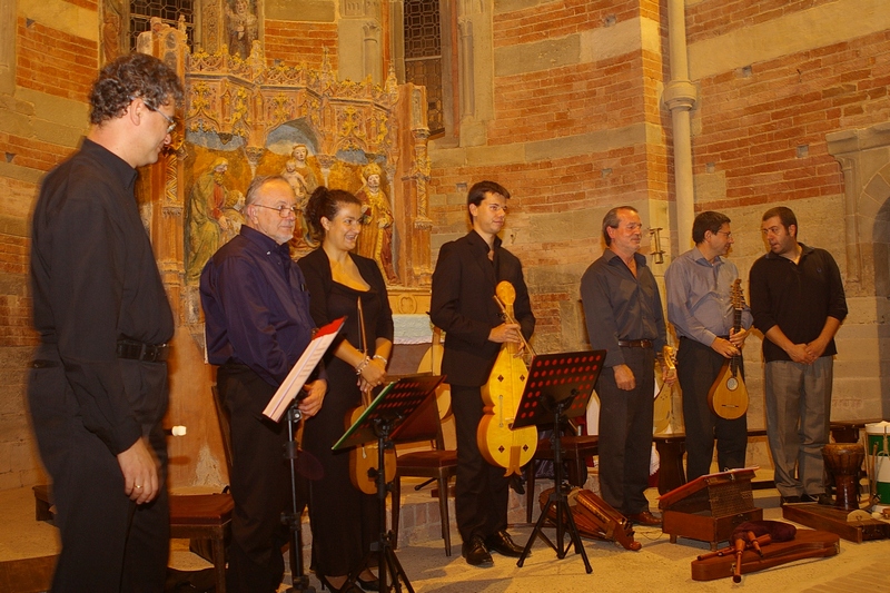   Ensemble La Ghironda: Marzia Grasso, Florio Michielon, Massimiliano Limonetti, Valter Mussano, Aba Rubolino, Tommaso Gheduzzi, Maurizio Perissinotto e Luca Alciati.