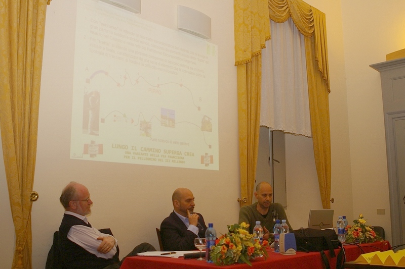 Al Tavolo dei relatori: Valter Giuliano (Moderatore),  Paolo Caligaris (Regione Piemonte - Direzione Economia Montana e Foreste) e Fabio Giannetti (IPLA).