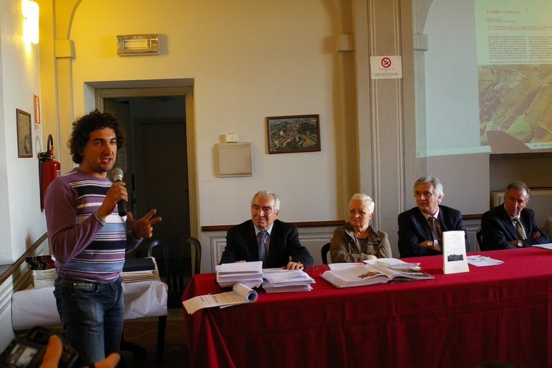 Presentazione da parte del Dott. Claudio Galletto (Scrittore, Saggista e Giornalista) del capitolo su "San Giovanni Bosco e il Monferrato".