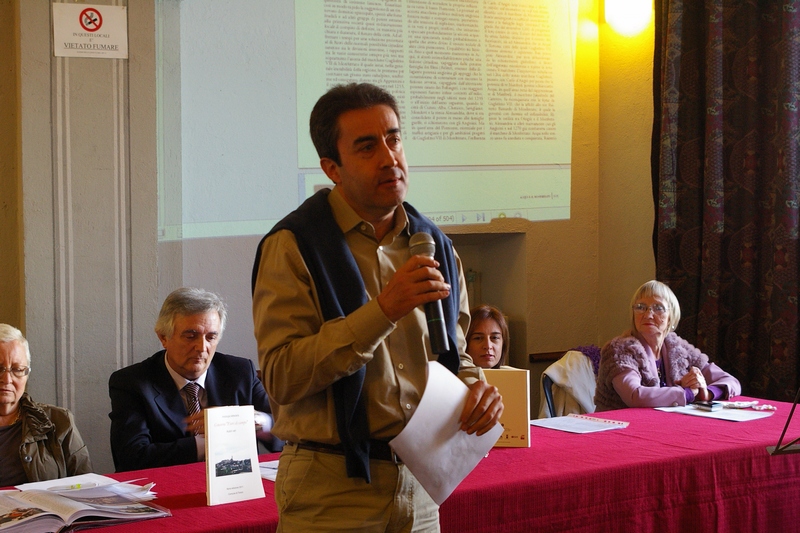 Presentazione da parte del Dott. Peter Mazzoglio (Presidente del Centro studi e ricerche storiche onlus) del capitolo su "Santi in terra monferrina".
