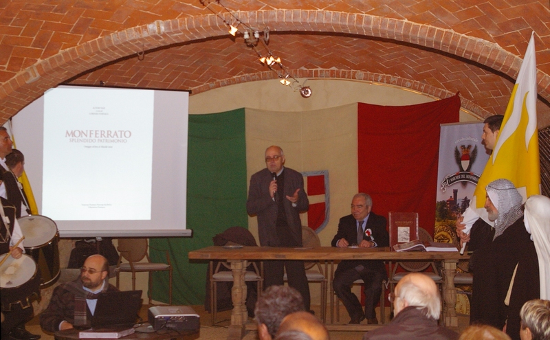Introduzione alla presentazione del Volume "Monferrato splendido patrimonio" da parte del Dott. Roberto Maestri (Presidente del Circolo culturale "Marchesi del Monferrato").