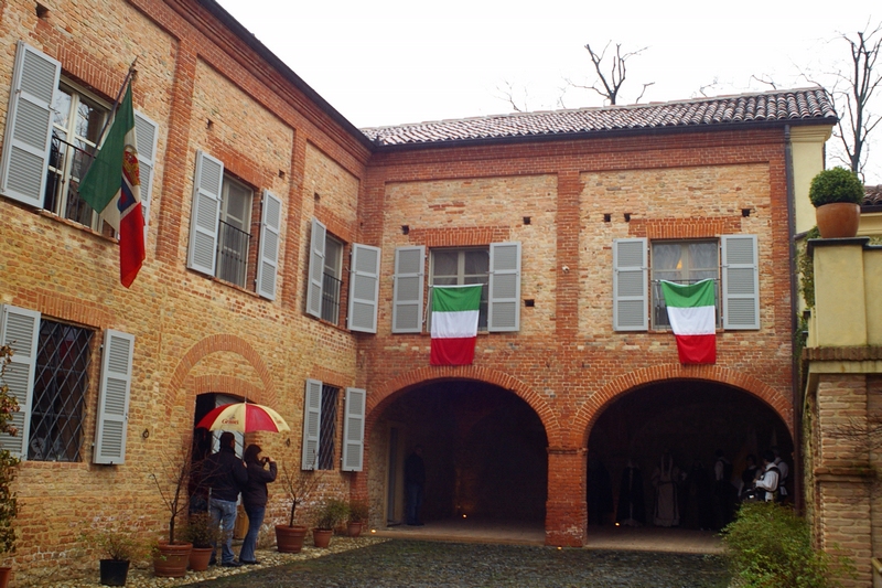 Veduta della corte della Tenuta Santa Caterina di Grazzano Badoglio.