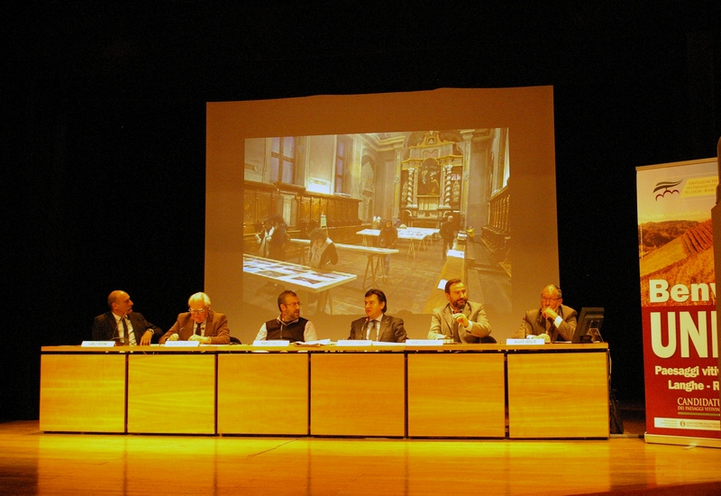 Relazioni degli OSSERVATORI DEL PAESAGGIO DEL PIEMONTE su "Le esperienze ed aspirazioni degli Osservatori del Paesaggio per i territori candidati alla World Heritage List dell UNESCO" (Foto di Erildo Ferro).