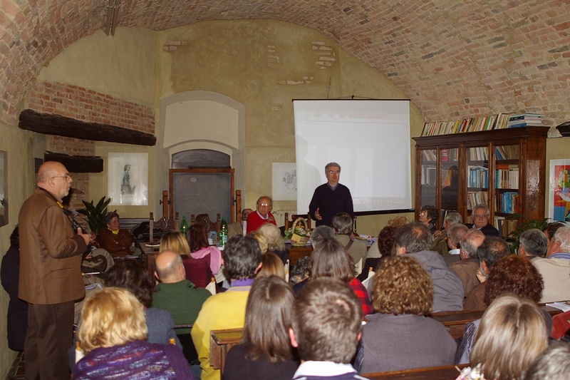 Relazione del Dott. Franco Correggia su "L interazione natura-cultura come elemento chiave nella percezione del senso e della qualità dei luoghi" (Foto di Dario Giordano).