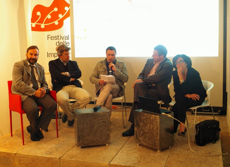 Introduzione sull attività e diffusione degli Osservatori del paesaggio in Italia e all estero da parte del Dott. Giovanni Laganà, docente dell Università Mediterranea Reggio Calabria (Foto del Dott. Nadir Mognato).