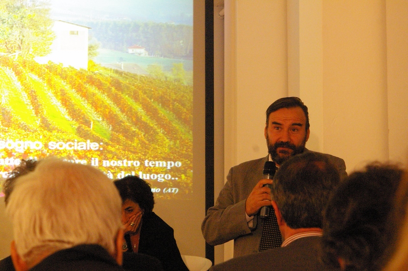 Relazione sull esperienze degli Osservatori del Paesaggio del Piemonte da parte del Prof. Marco Devecchi dell Università di Torino e Coordinatore della Rete degli Osservatori del Paesaggio del Piemonte (Foto del Dott. Nadir Mognato).