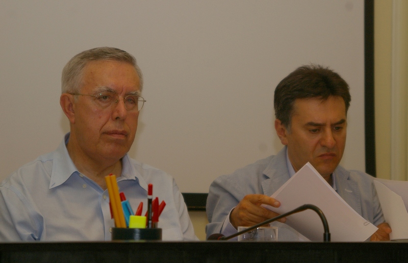 Nella foto: (sx): il Dott. Dott. Ugo Cavallera (Vice Presidente della Regione Piemonte) e (dx) il Dott. Roberto Cerrato (Presidente dell Associazione per il Patrimonio dei paesaggi vitivinicoli di Langhe, Monferrato, Roero) (Foto di Giancarlo Scarrone).