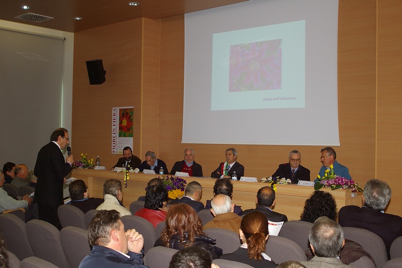 Introduzione da parte del Moderatore Stefano Zunino (Foto Prof. Erildo Ferro).