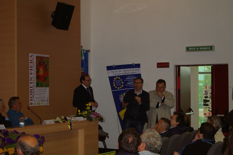 Saluto dell On.le Fiorio e del Senatore Fogliato (Foto Prof. Erildo Ferro).