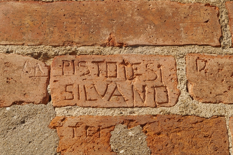 Nomi di persone incisi sui muri della Cittadella di Alessandria. PISTOIESI SILVANO.