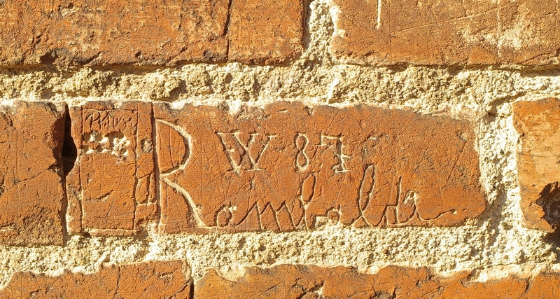 Nomi di persone incisi sui muri della Cittadella di Alessandria. 1887,  W 87 Rambalda,