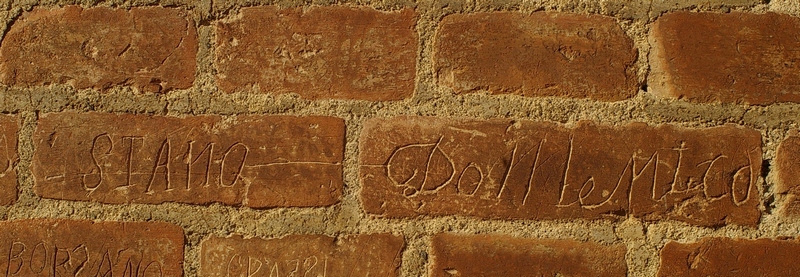 Nomi di persone incisi sui muri della Cittadella di Alessandria. STANO Domenico.