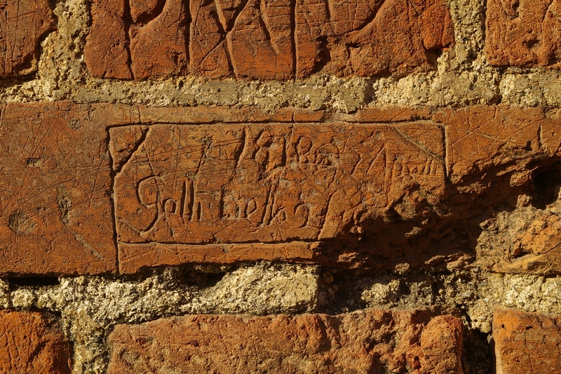 Nomi di persone incisi sui muri della Cittadella di Alessandria. 1818 Galli
