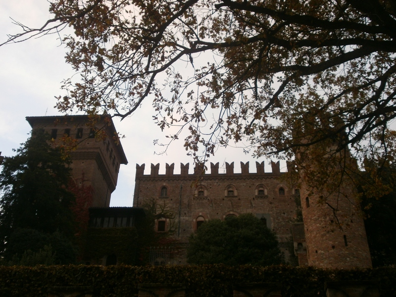Veduta dello straordinario Castello di Gabiano, sede della presentazione del Volume Monferrato Splendido Patrimonio a cura di Lorenzo Fornaca.