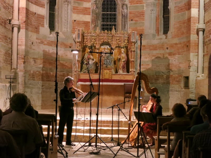 Musiche di Marco Uccellini: Sonate over Canzoni, Opera V, Venezia, 1649, per violino e basso continuo. Musicisti: Davide Monti Violino barocco e Maria Cristina Cleary Arpa doppia [Foto di Maurizio Pistone - La Cabalesta].