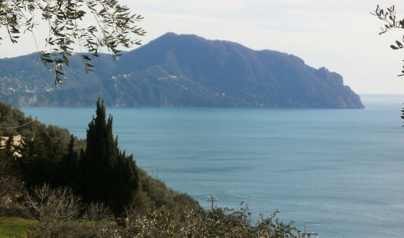 Veduta dallo straordinario balcone panoramico di Sant Ilario (sede dell