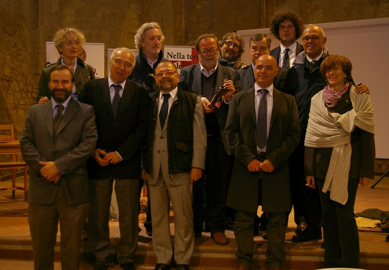 Foto ricordo al termine del Convegno "Monferrato: i volti di un territorio con vocazione internazionale", da (sx): Prof. Marco Devecchi (Osservatorio del Paesaggio per il Monferrato e l