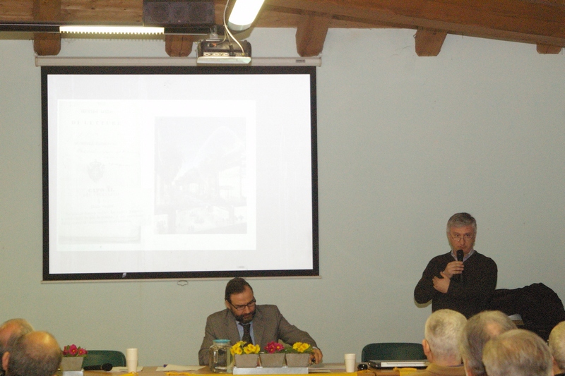 Introduzione ai temi affrontati nell ambito del Convegno da parte del Dott. Angelo Porta, Presidente del Circolo Legambiente Valtriversa  [FOTO di Stefano Porta].