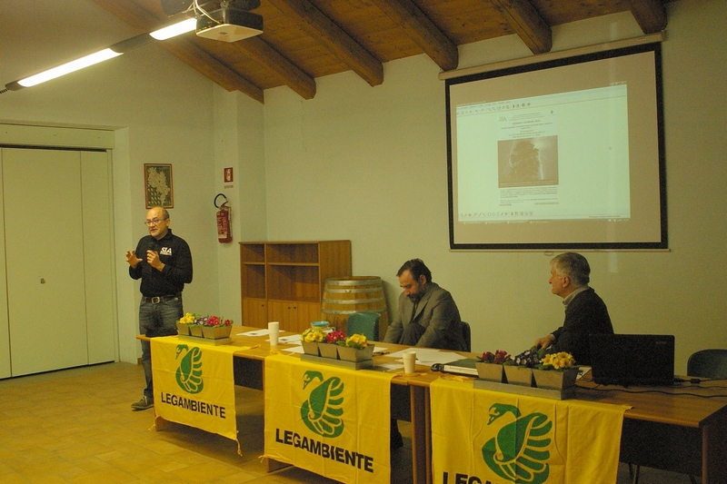 Saluto ai partecipanti al Convegno da parte del Dott. Gianmichele Cirulli (Presidente della Società Italiana di Arboricoltura)  [FOTO di Stefano Porta].