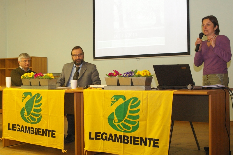 Relazione del Dott.ssa Roberta Benetti della Direzione Regionale di Legambiente  [FOTO di Stefano Porta].