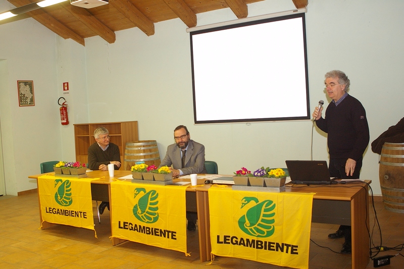 Relazione del Dott. Franco Correggia dell Associazione Terra, Boschi, Gente e Memorie  [FOTO di Stefano Porta].