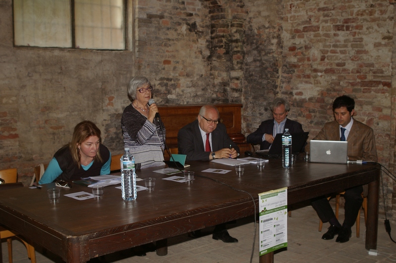 Introduzione da parte della Prof.ssa Laurana Lajolo, ideatrice del Festival del Paesaggio agrario. Nella foto: Dott.ssa Annalisa Conti, Dott. Carlo Cerrato, Prof. Enrico Ercole ed Arch. Giovanni Currado.