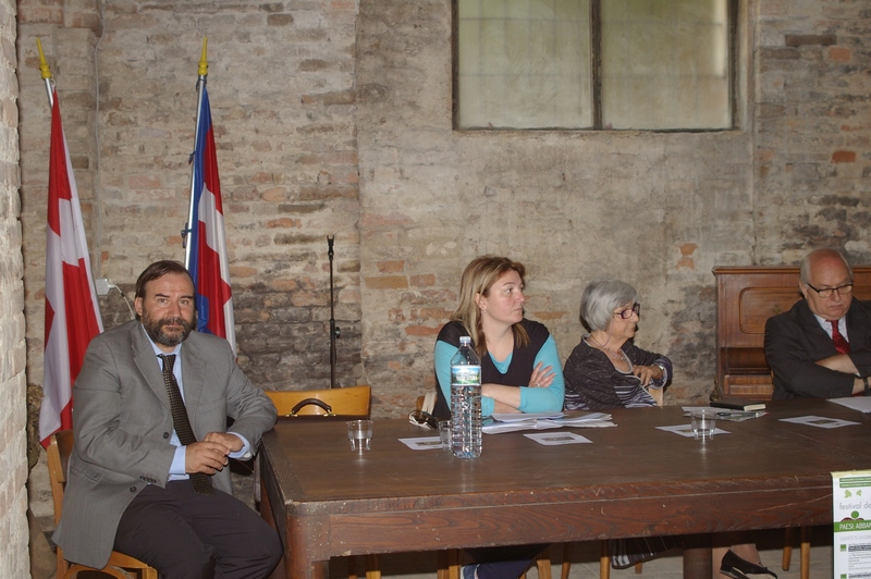 Al Tavolo dei relatori del Festival del Paesaggio da (sx): Prof. Marco Devecchi, Dott.ssa Annalisa Conti, Prof.ssa Laurana Lajolo e Dott. Carlo Cerrato [Foto di Morena Santangelo].